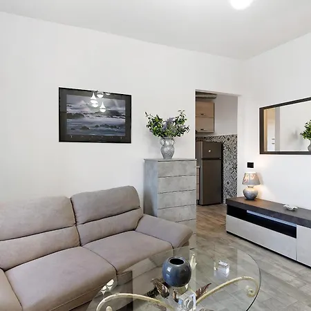 A Casa Di Alida 아파트 *